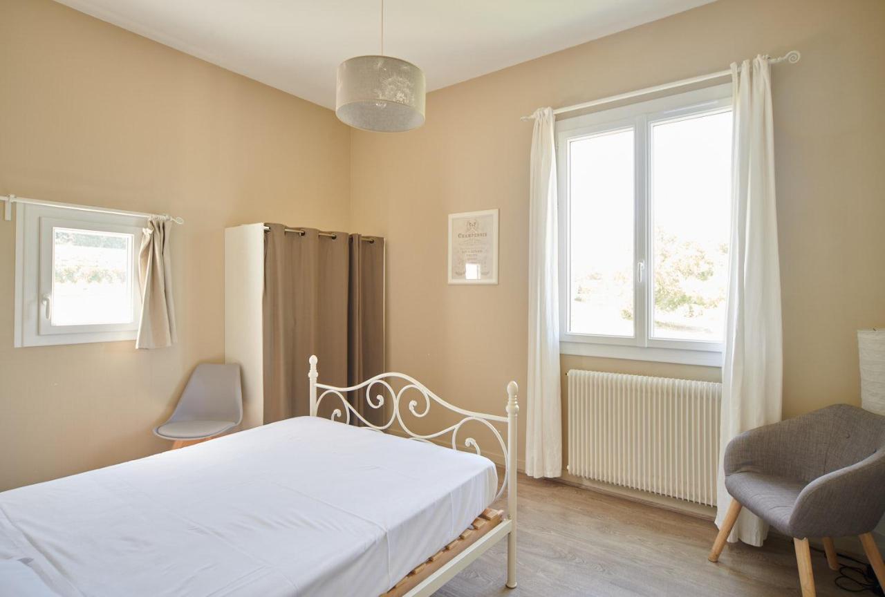 Le Carre Saint Pierre - Chambres D'Hotes Marey-les-Fussey Exterior foto